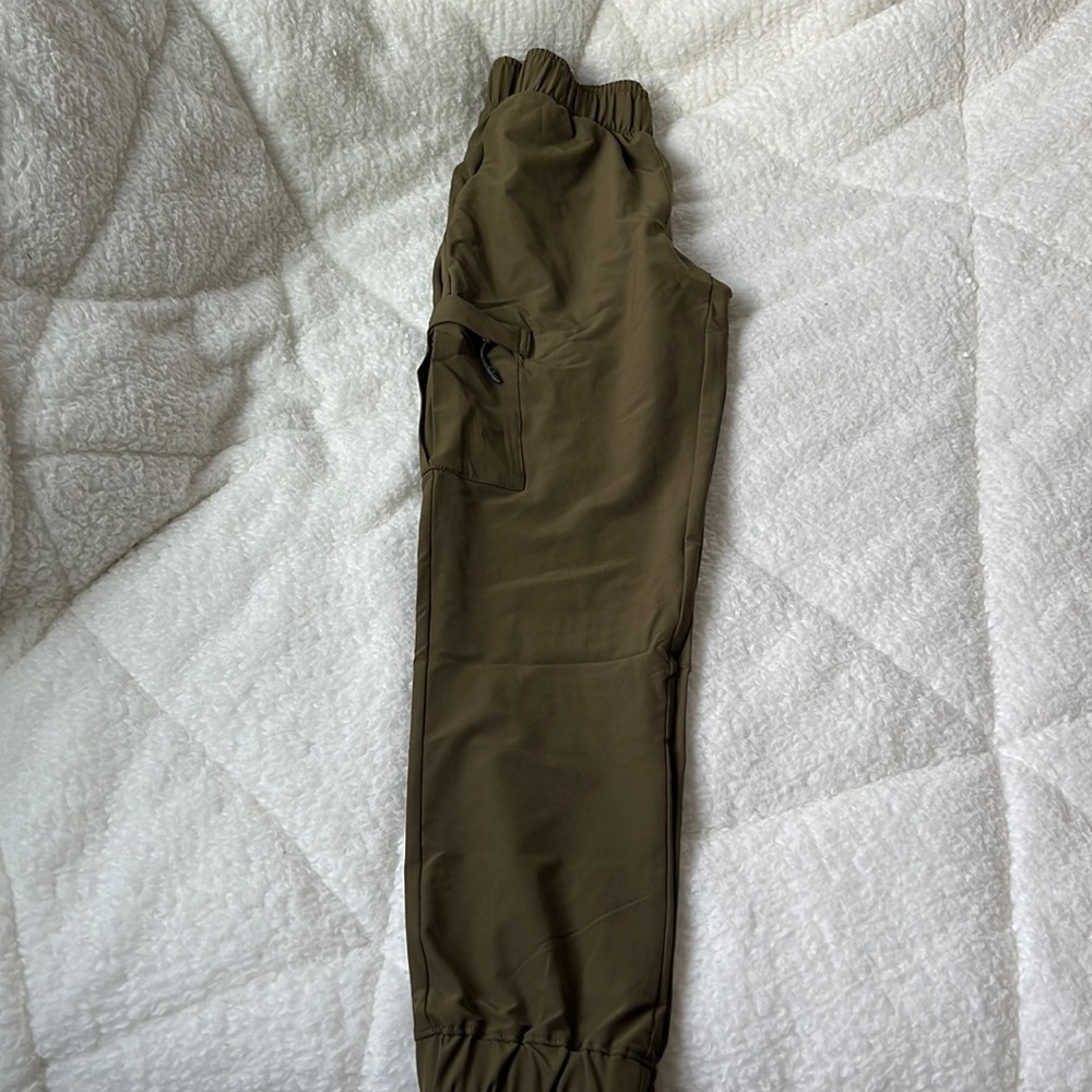 Women’s XS lightweight jogger pants
